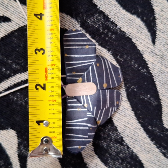 Delicate Origami Butterfly Garland - Picture 13 of 15